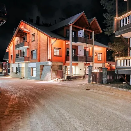 Heartline Villa, Alppitalo Levikeskuksessa *