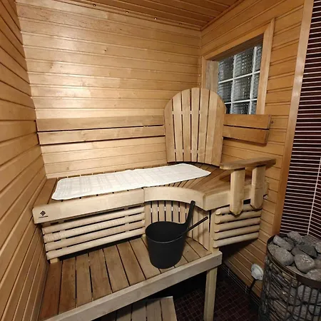 Heartline Villa, Alppitalo Levikeskuksessa 레비