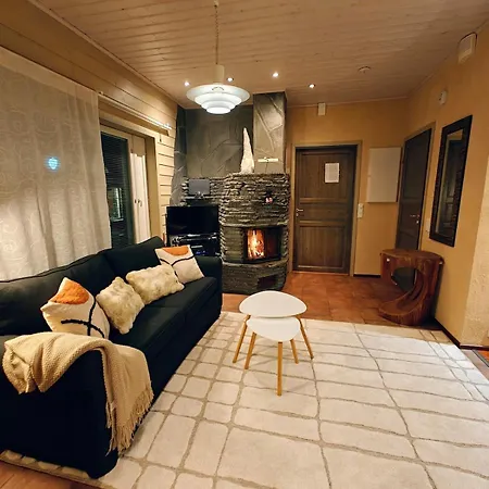 Heartline Villa, Alppitalo Levikeskuksessa