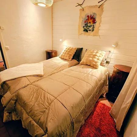 Heartline Villa, Alppitalo Levikeskuksessa